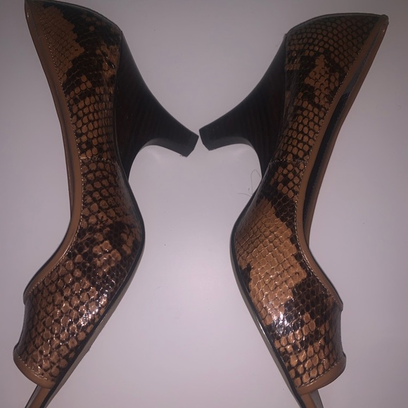 Franco Sarto Heels Size 8 - Picture 4 of 6